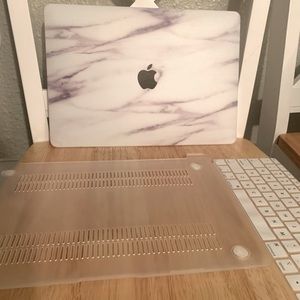 Macbook air 13 inch case and keyboard cover